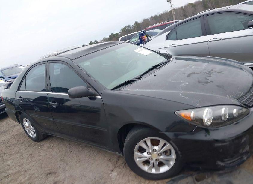 Photo 17 of 2004 Toyota Camry LE V6 (VIN 4T1BF32K44U074085)