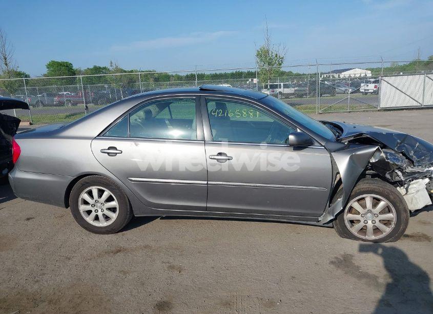 Photo 13 of 2004 Toyota Camry XLE V6 (VIN 4T1BF32K44U579852)