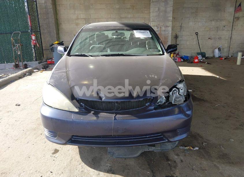 Photo 12 of 2005 Toyota Camry LE V6 (VIN 4T1BF32K45U090806)