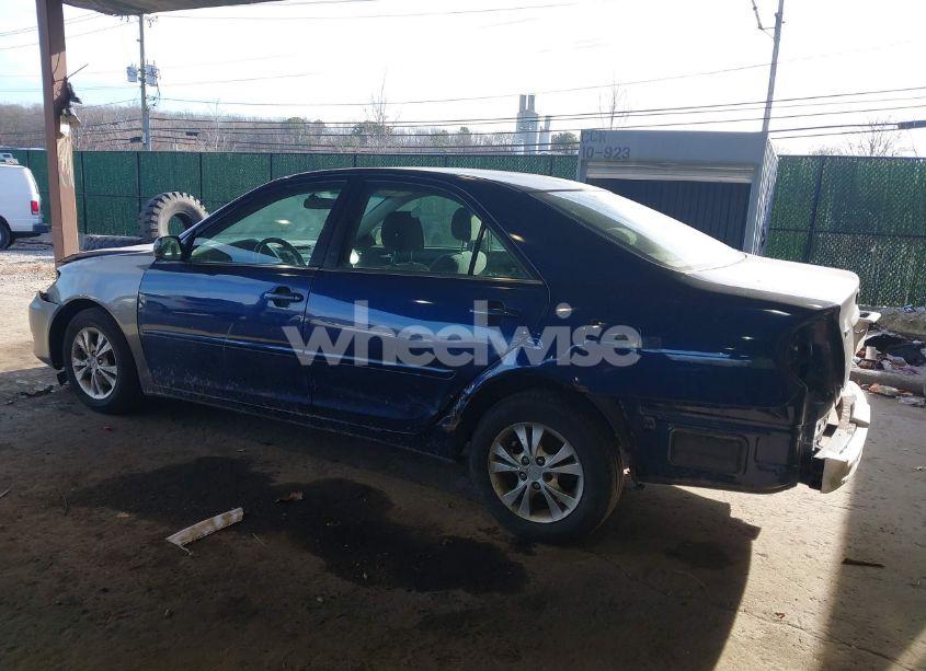 Photo 3 of 2005 Toyota Camry LE V6 (VIN 4T1BF32K45U090806)