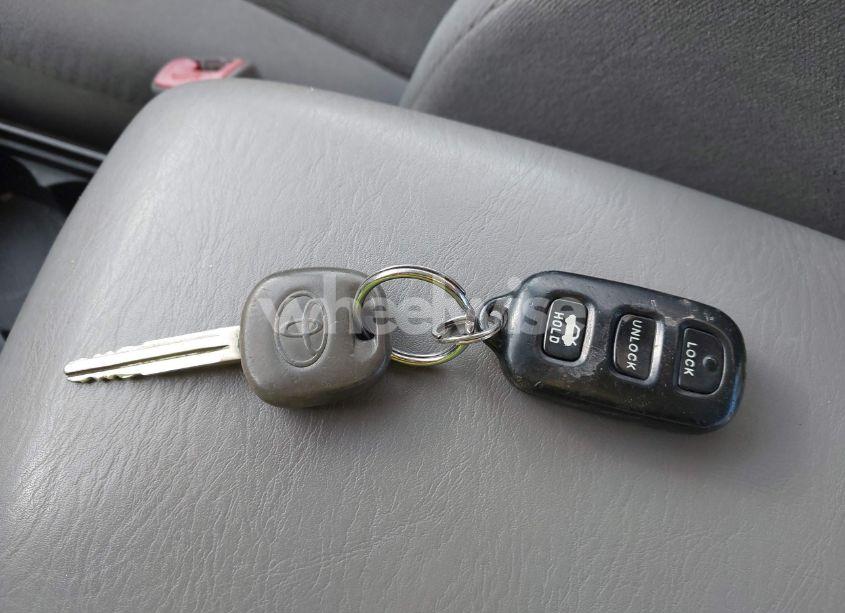 Photo 11 of 2005 Toyota Camry LE V6 (VIN 4T1BF32K45U110830)
