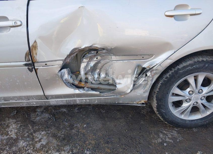 Photo 6 of 2005 Toyota Camry LE V6 (VIN 4T1BF32K45U110830)