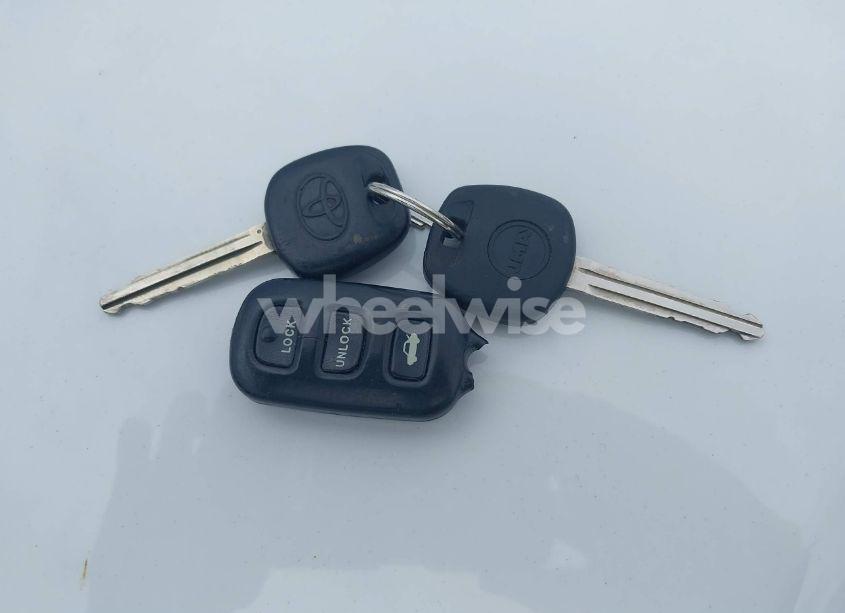 Photo 11 of 2003 Toyota Camry XLE V6 (VIN 4T1BF32K53U053261)