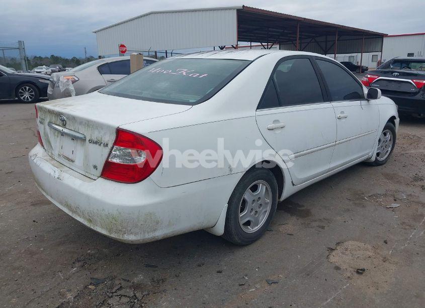 Photo 4 of 2003 Toyota Camry LE V6 (VIN 4T1BF32K53U056029)