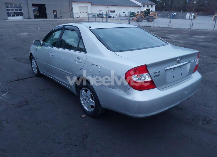 Photo 3 of 2003 Toyota Camry LE V6 (VIN 4T1BF32K53U542565)