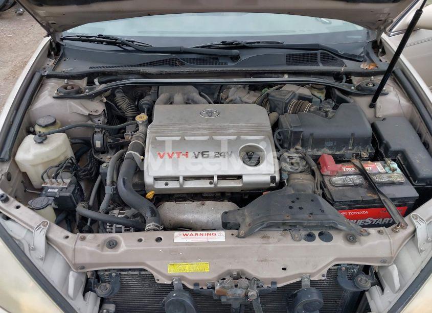 Photo 10 of 2004 Toyota Camry LE V6 (VIN 4T1BF32K54U569041)