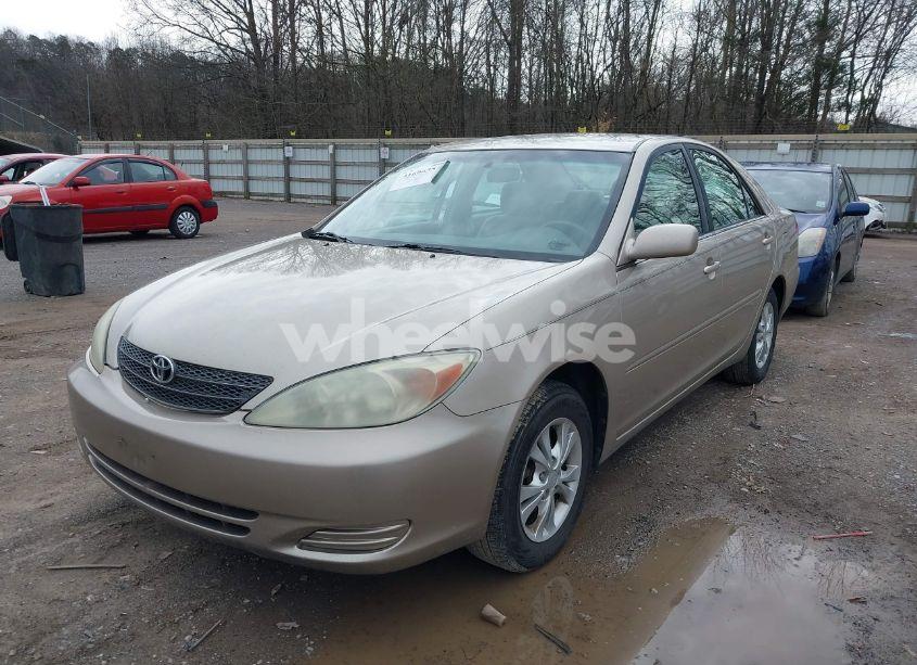 Photo 2 of 2004 Toyota Camry LE V6 (VIN 4T1BF32K54U569041)