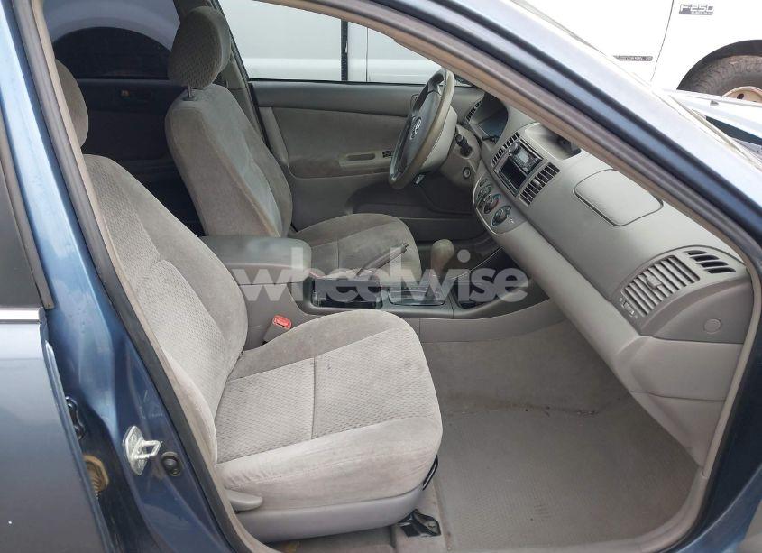 Photo 5 of 2004 Toyota Camry LE V6 (VIN 4T1BF32K54U572537)