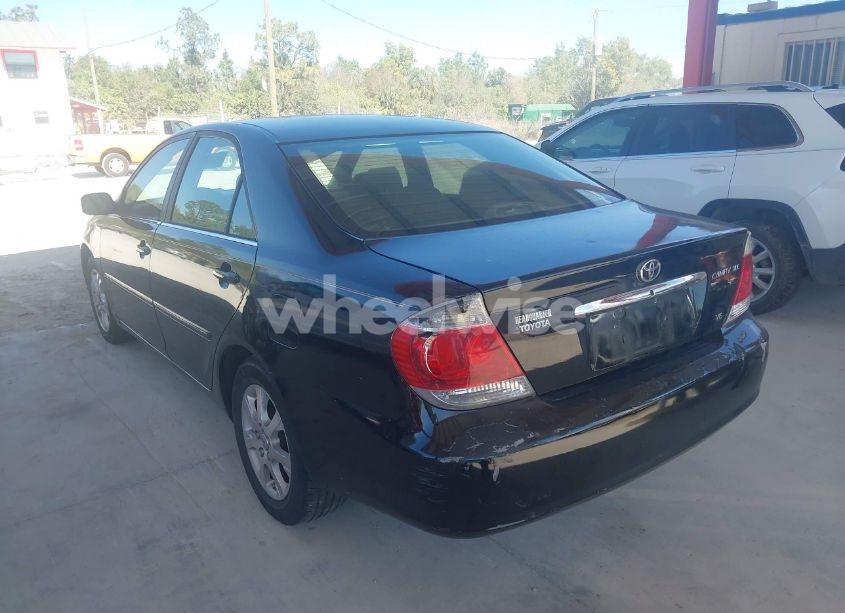 Photo 3 of 2005 Toyota Camry XLE V6 (VIN 4T1BF32K55U095027)