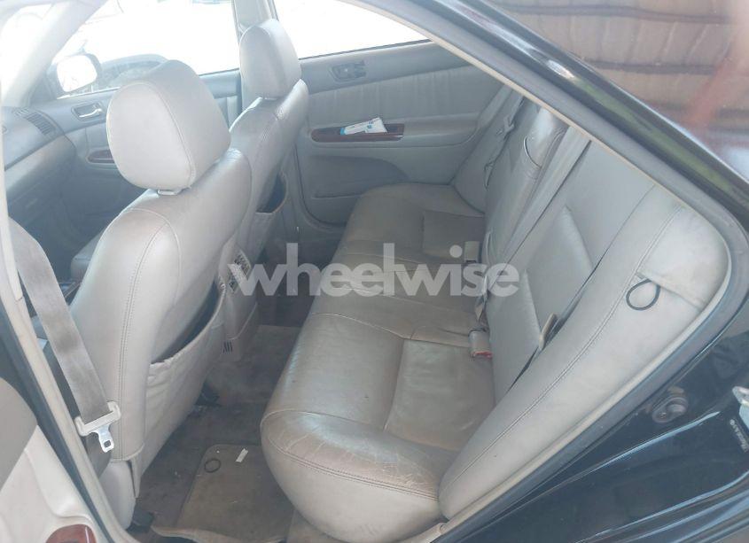 Photo 8 of 2005 Toyota Camry XLE V6 (VIN 4T1BF32K55U095027)