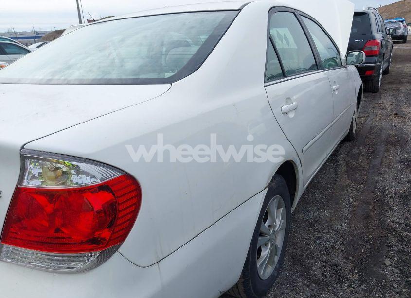 Photo 13 of 2005 Toyota Camry LE V6 (VIN 4T1BF32K55U620507)