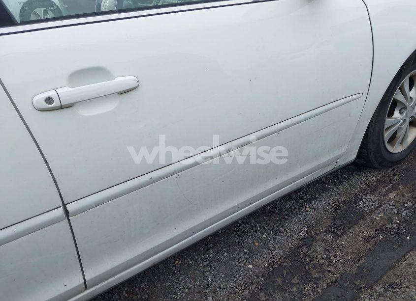 Photo 15 of 2005 Toyota Camry LE V6 (VIN 4T1BF32K55U620507)