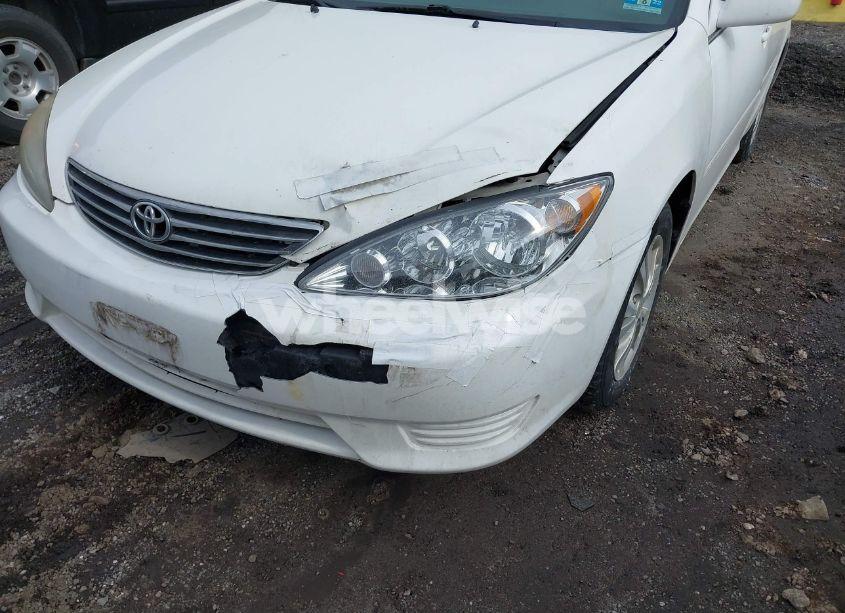Photo 6 of 2005 Toyota Camry LE V6 (VIN 4T1BF32K55U620507)