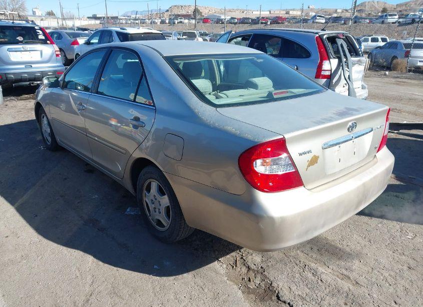 Photo 3 of 2002 Toyota Camry LE V6 (VIN 4T1BF32K62U530861)