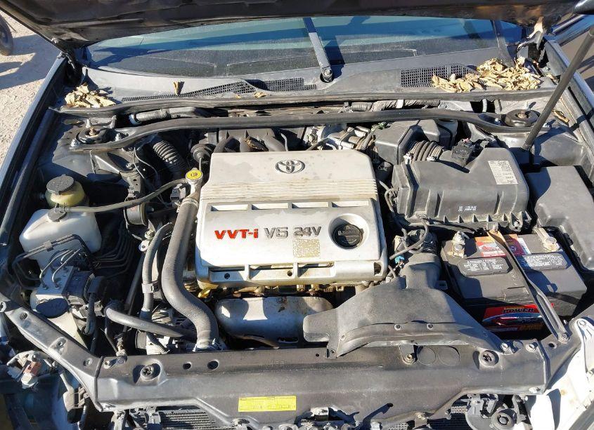 Photo 10 of 2003 Toyota Camry LE V6 (VIN 4T1BF32K63U045881)