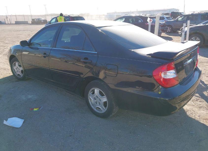 Photo 3 of 2003 Toyota Camry LE V6 (VIN 4T1BF32K63U045881)