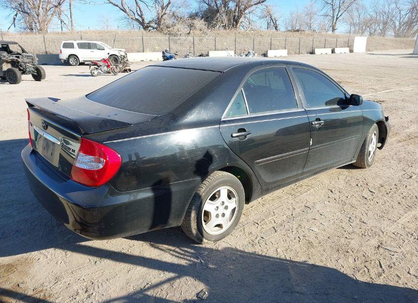 Photo 4 of 2003 Toyota Camry LE V6 (VIN 4T1BF32K63U045881)