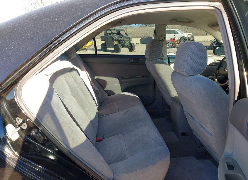 Photo 8 of 2003 Toyota Camry LE V6 (VIN 4T1BF32K63U045881)