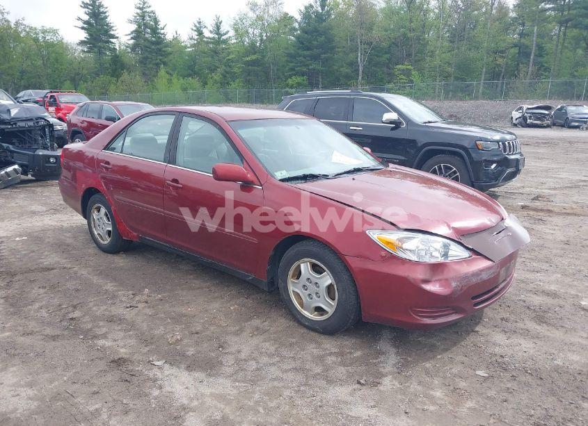 2003 Toyota Camry LE V6 (VIN 4T1BF32K63U050174) main photo