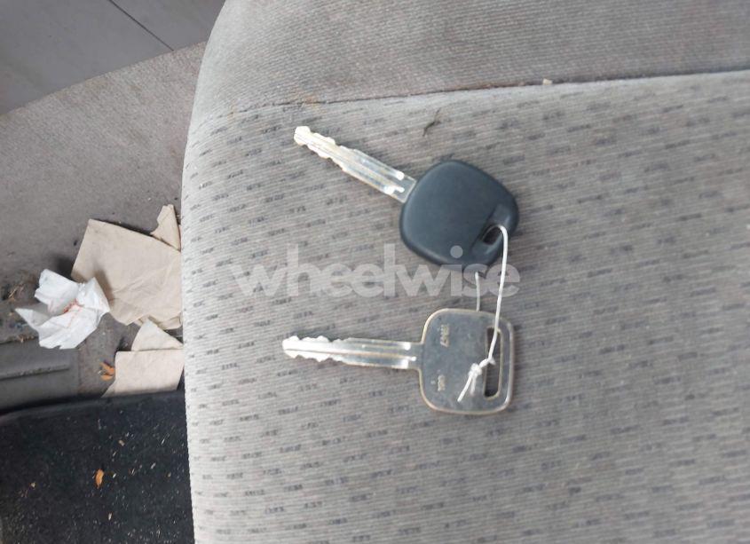 Photo 11 of 2003 Toyota Camry LE V6 (VIN 4T1BF32K63U050174)