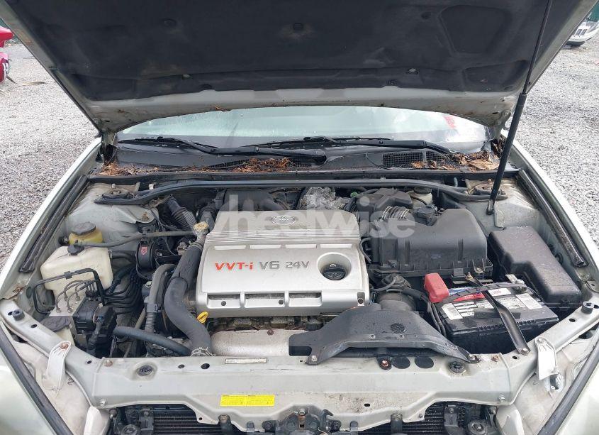 Photo 10 of 2003 Toyota Camry SE (VIN 4T1BF32K63U551033)