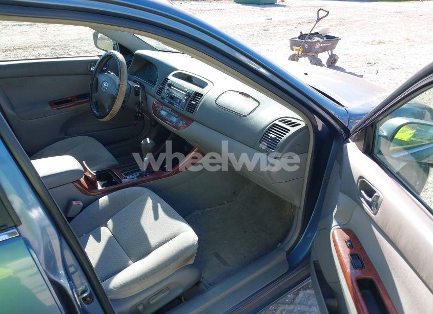 Photo 5 of 2003 Toyota Camry XLE V6 (VIN 4T1BF32K63U560430)