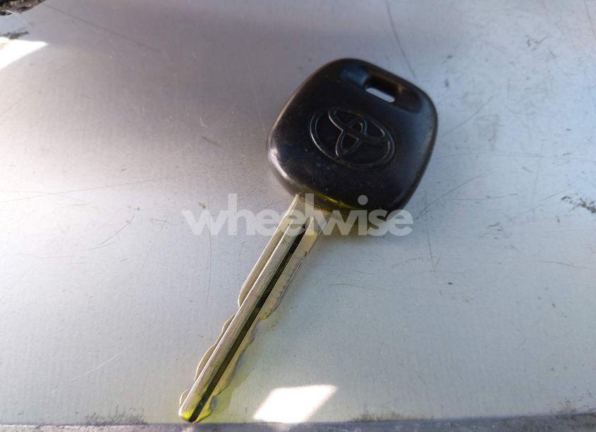 Photo 11 of 2004 Toyota Camry LE V6/XLE V6 (VIN 4T1BF32K64U063685)