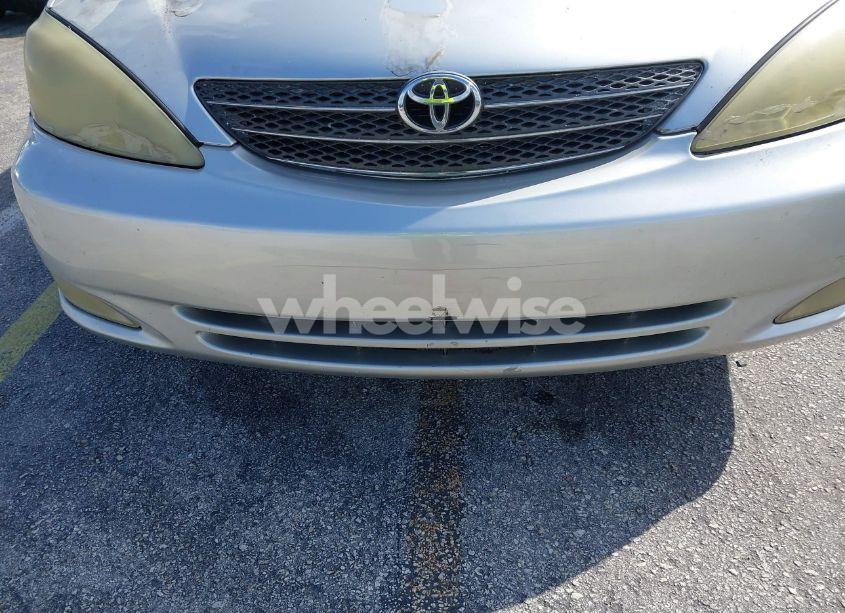 Photo 12 of 2004 Toyota Camry LE V6/XLE V6 (VIN 4T1BF32K64U063685)