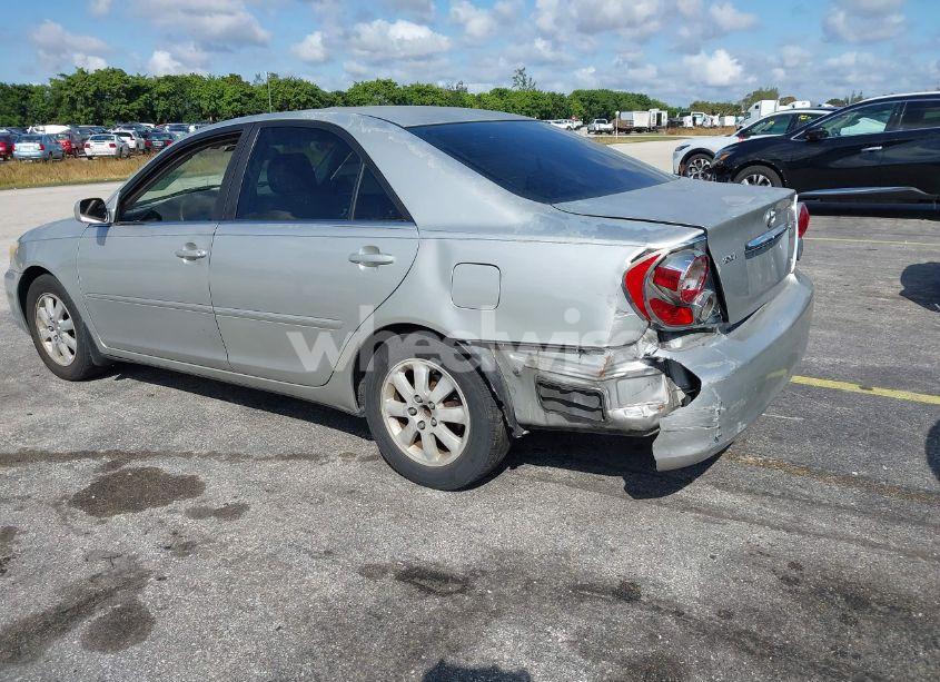Photo 6 of 2004 Toyota Camry LE V6/XLE V6 (VIN 4T1BF32K64U063685)