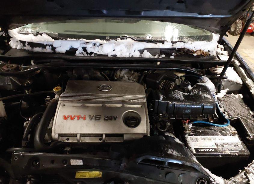 Photo 10 of 2004 Toyota Camry LE V6 (VIN 4T1BF32K64U074766)