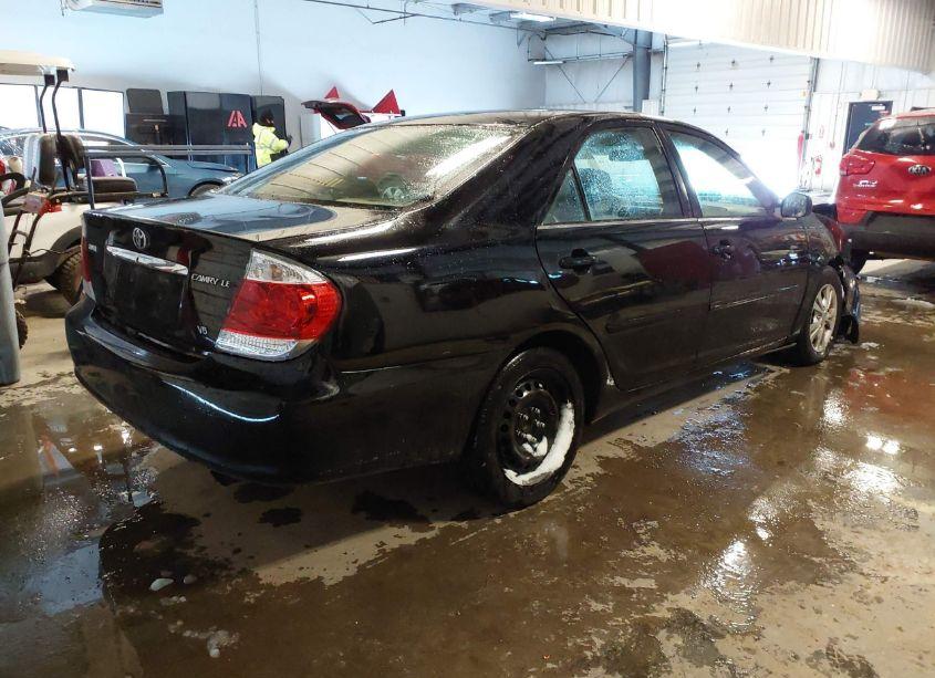 Photo 4 of 2004 Toyota Camry LE V6 (VIN 4T1BF32K64U074766)