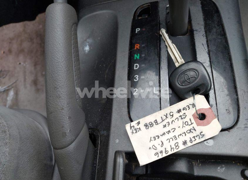 Photo 11 of 2004 Toyota Camry LE V6 (VIN 4T1BF32K64U588682)