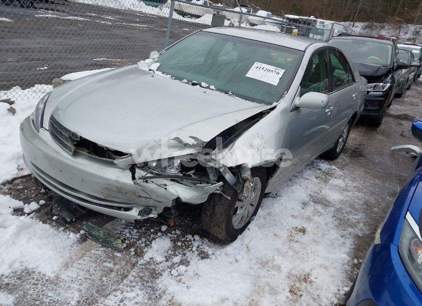Photo 2 of 2004 Toyota Camry LE V6 (VIN 4T1BF32K64U588682)