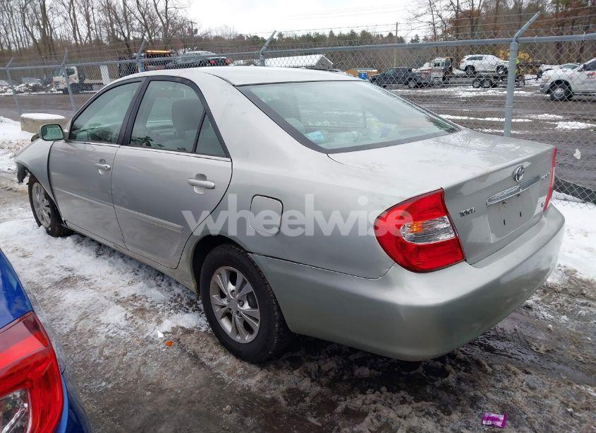 Photo 3 of 2004 Toyota Camry LE V6 (VIN 4T1BF32K64U588682)