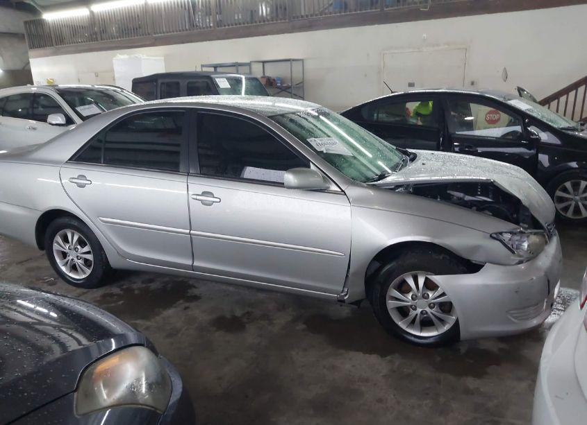 Photo 13 of 2005 Toyota Camry LE V6 (VIN 4T1BF32K65U601271)