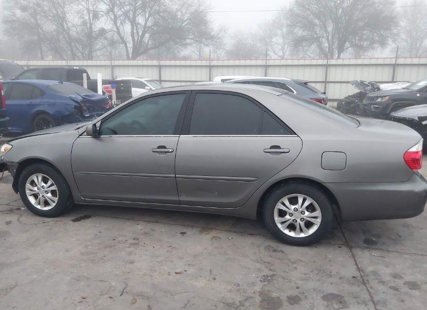 Photo 15 of 2006 Toyota Camry LE V6 (VIN 4T1BF32K66U633333)