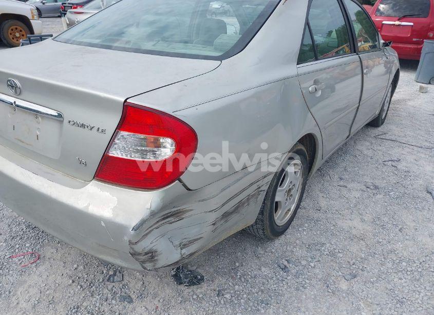 Photo 13 of 2002 Toyota Camry LE V6 (VIN 4T1BF32K72U005064)