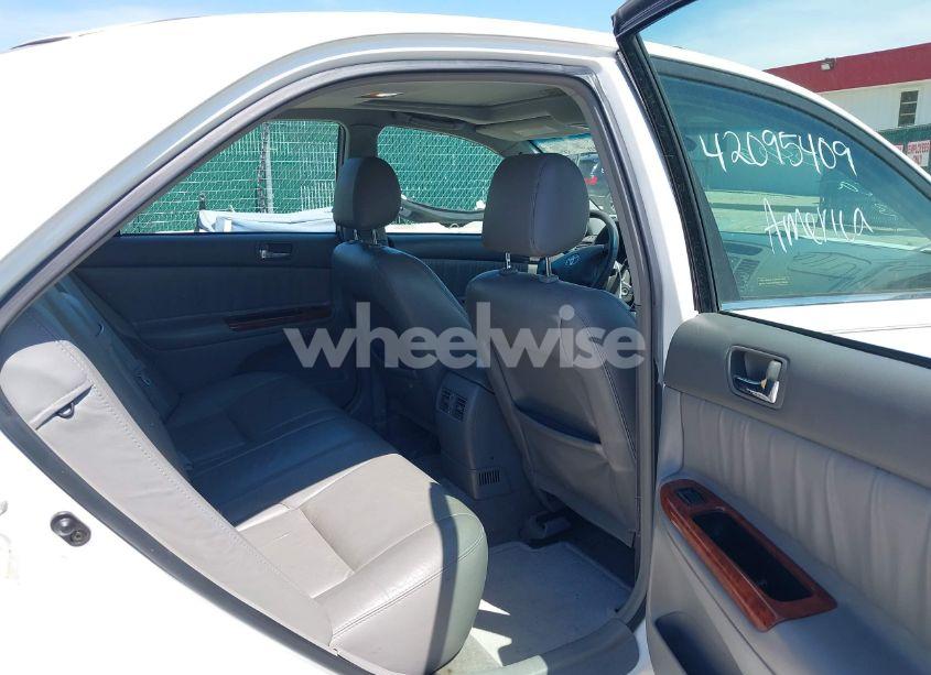 Photo 8 of 2002 Toyota Camry XLE V6 (VIN 4T1BF32K72U030756)