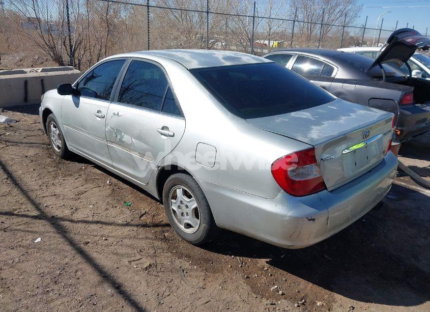Photo 3 of 2002 Toyota Camry LE V6 (VIN 4T1BF32K72U035181)