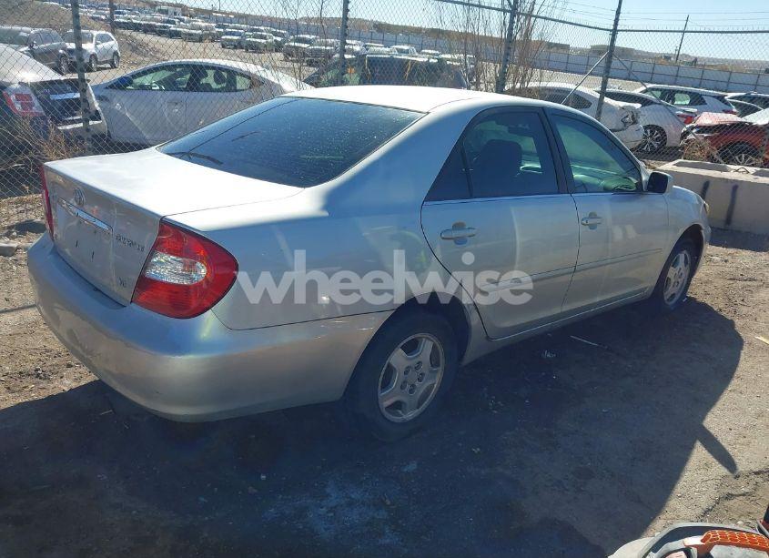 Photo 4 of 2002 Toyota Camry LE V6 (VIN 4T1BF32K72U035181)