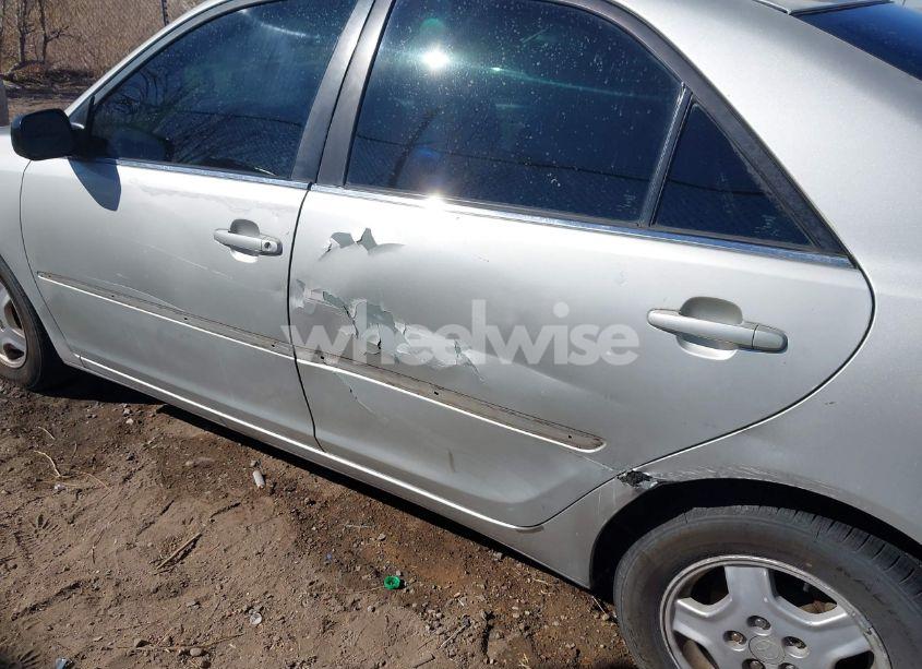 Photo 6 of 2002 Toyota Camry LE V6 (VIN 4T1BF32K72U035181)