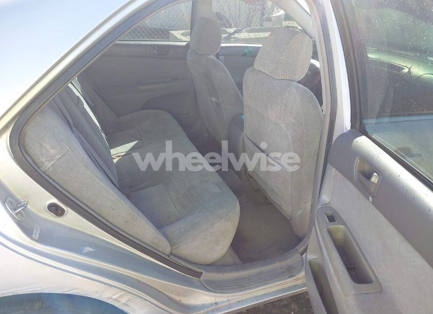 Photo 8 of 2002 Toyota Camry LE V6 (VIN 4T1BF32K72U035181)