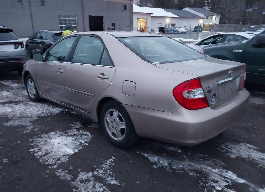Photo 3 of 2002 Toyota Camry LE V6 (VIN 4T1BF32K72U506231)