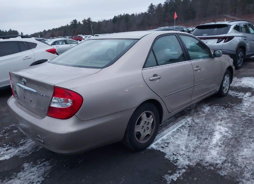 Photo 4 of 2002 Toyota Camry LE V6 (VIN 4T1BF32K72U506231)
