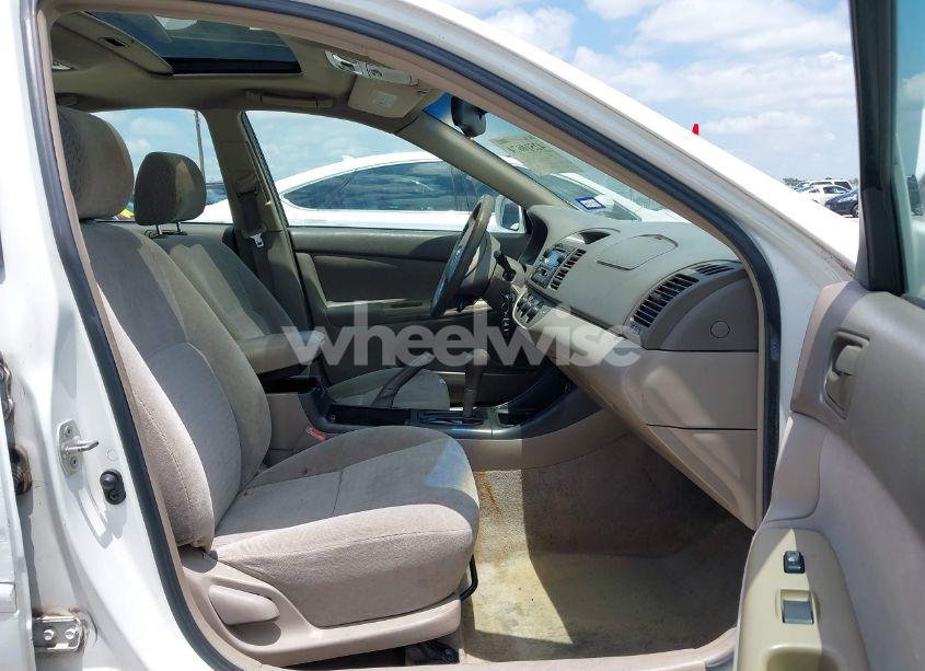 Photo 5 of 2003 Toyota Camry LE V6 (VIN 4T1BF32K73U037904)