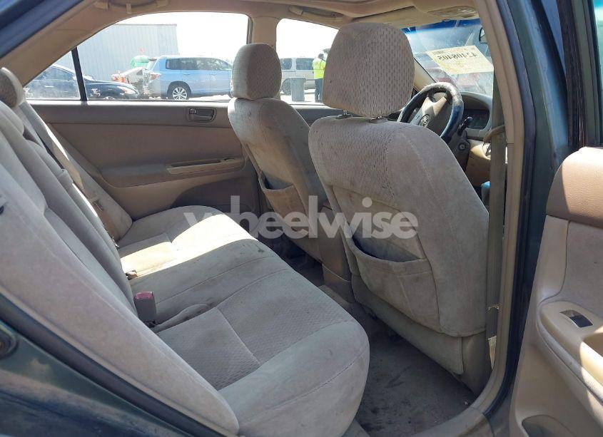 Photo 8 of 2004 Toyota Camry LE V6/XLE V6 (VIN 4T1BF32K74U073206)