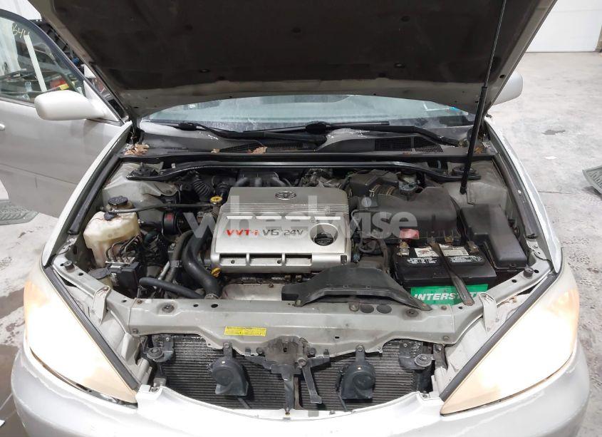 Photo 10 of 2004 Toyota Camry LE V6 (VIN 4T1BF32K74U568974)