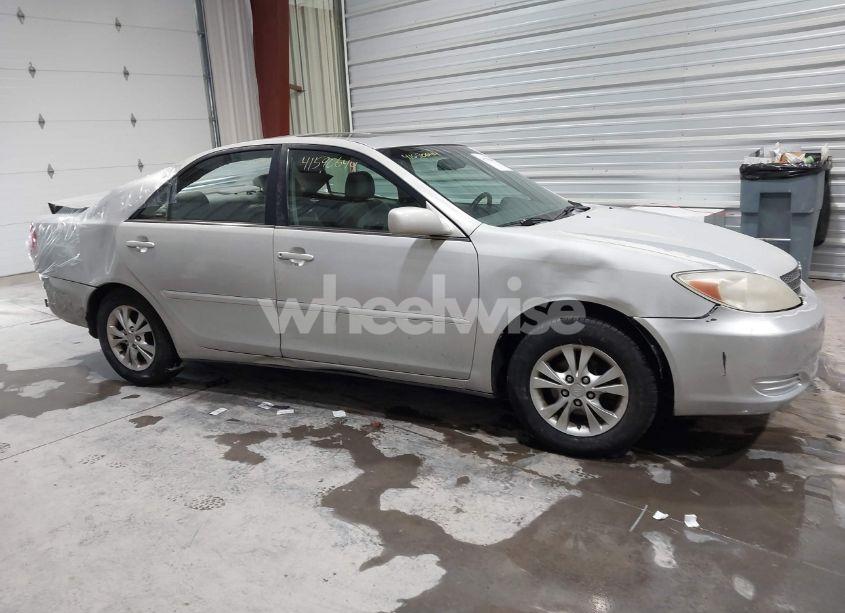 Photo 13 of 2004 Toyota Camry LE V6 (VIN 4T1BF32K74U568974)