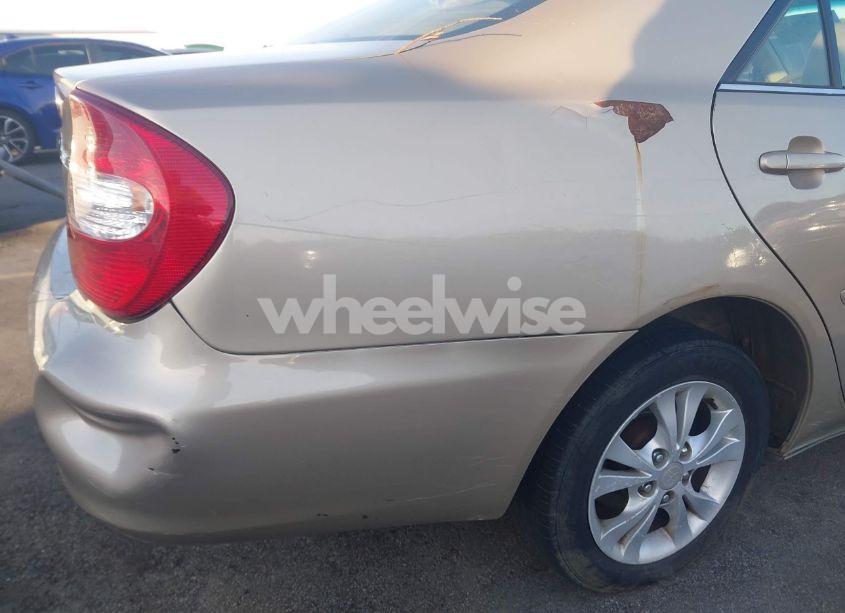 Photo 17 of 2004 Toyota Camry LE V6 (VIN 4T1BF32K74U570479)