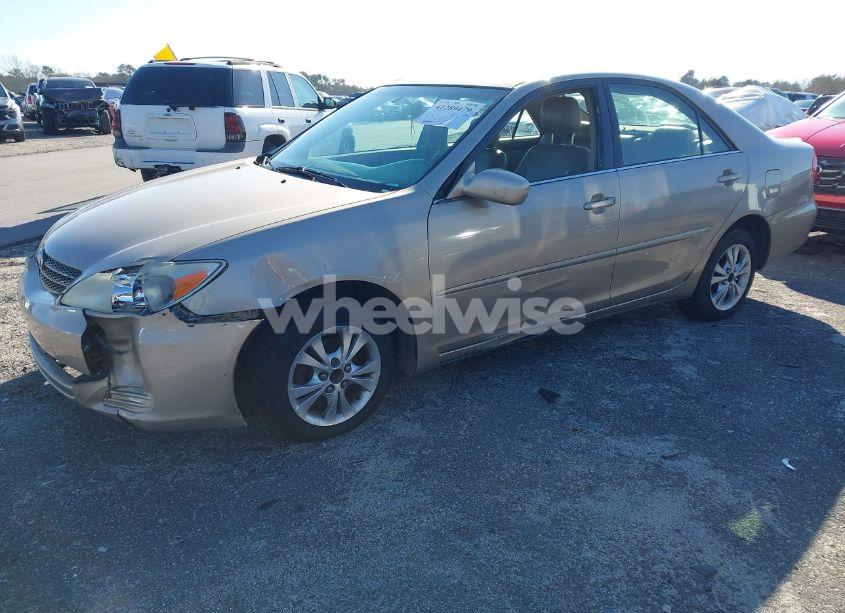 Photo 2 of 2004 Toyota Camry LE V6 (VIN 4T1BF32K74U570479)